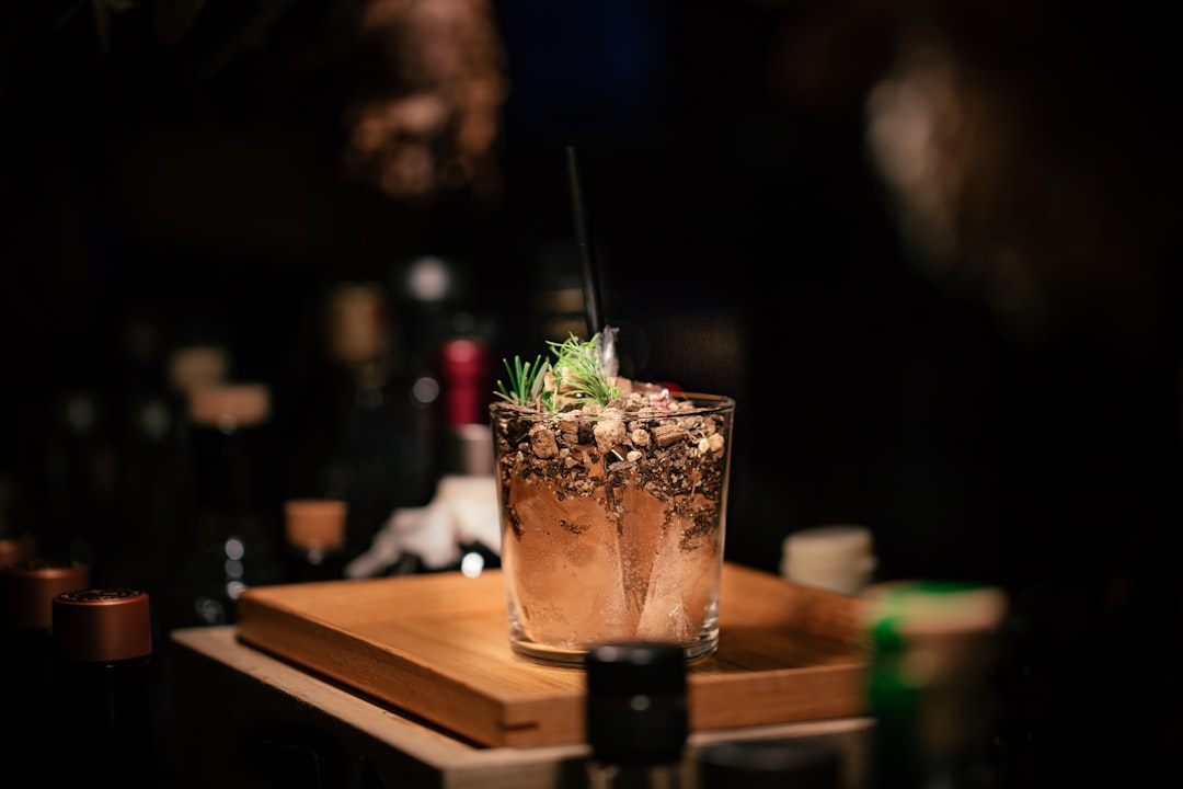 Photo Busy bar counter