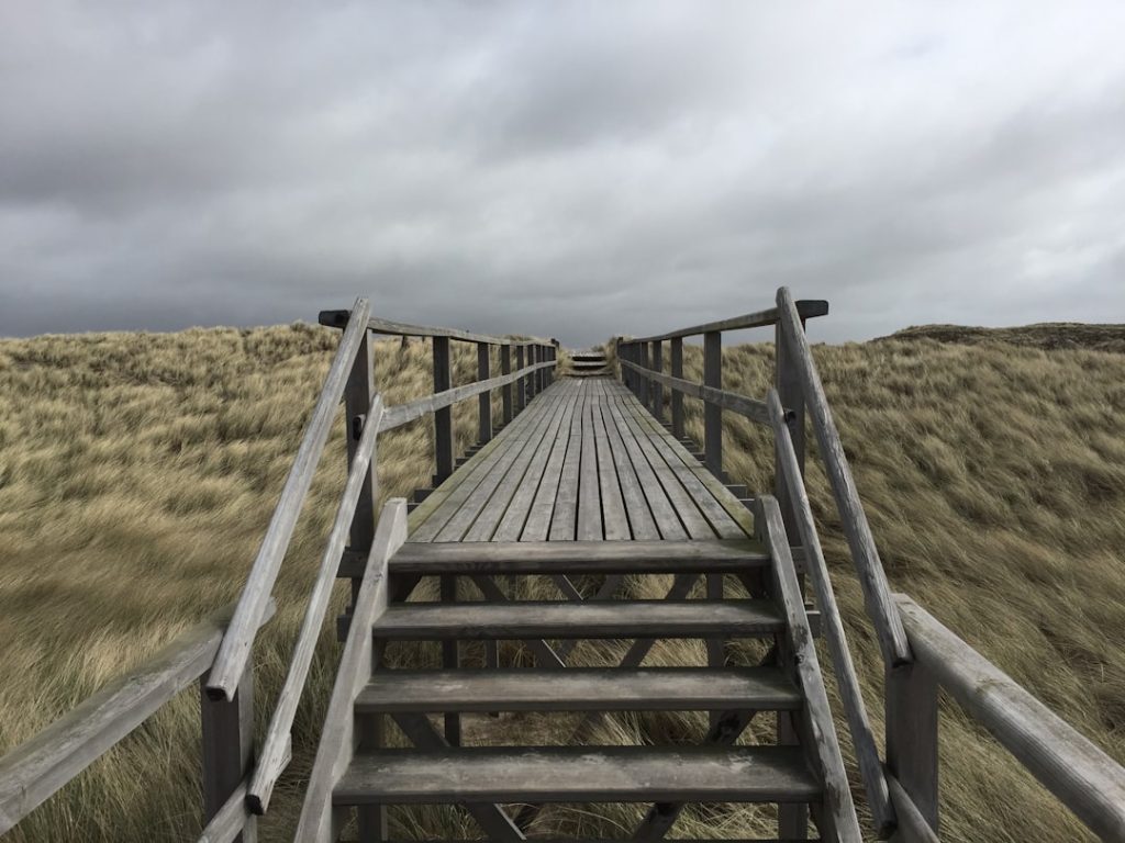 Photo Beachfront boardwalk